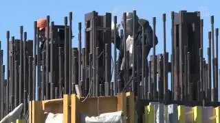 Construction of cable-stayed bridge in Vladivostok,  June 2015