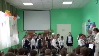 День матери в Фуньковской школе....Сценка о мальчике, который обидел свою маму....