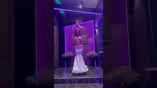 Я-фанатка танца живота🙏🏼 Даже в неудобных кроссовках танцую, если слышу музыку🥰🥰🥰
