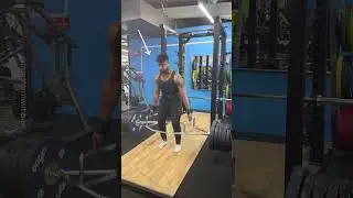 Gym Strap Breaks During Deadlift 😱