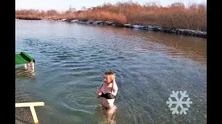 Водохреща-2022 - Найцікавіші купальники(-ці) (Traditional dipping into icy water during Epiphany)