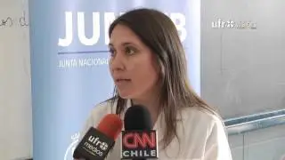 Estudiantes de la siniestrada Escuela Municipal Boyeco recibieron útiles escolares  | UFROVISIÓN
