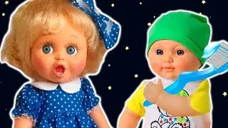 Brush your teeth with Dolls - Toy show Stories by La La Kids Songs