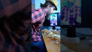 Работа в бургерной