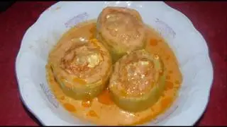 Кабачки фаршированные в духовке с мясом и рисом. Рецепт с обалденно вкусной подливкой.