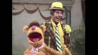 Muppet Songs: Milton Belre and Fozzie Bear - Top Banana