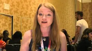 SDCC 2015:  Supergirl - Sarah Schechter (EP)