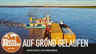 Auf Grund gelaufen (Pucallpa - Iquitos) - Motorradreise 3, F. 126
