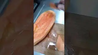 papaya pinkish 