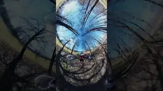Insta360 X3 looks pretty cool on a FPV drone 