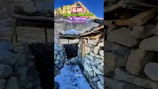 Sunsan Pahadon ma majood Purana Ghar || Old Stone Huts in mountains || Life in Village #azan #ghar