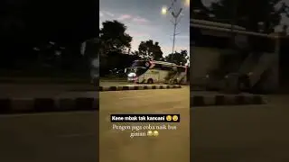ngakak🤣ada bus begini