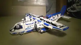 Lego technic 42025 cargo plane modified