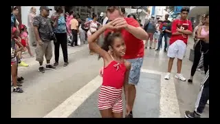 #27 LA NIÑA CUBANA ME MUESTRA TODO SU TALENTO BAILANDO SALSA CUBANA!