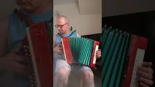 Танец на барабане. Dance on the drum played on the garmonika.