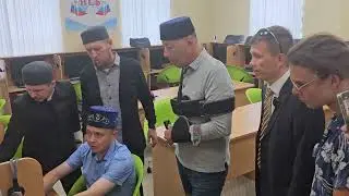 В гостях итальянский скульптор Лоренцо Куинна.