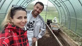 СПОРЫ С СОСЕДОМ, БУДЕМ ЛИ МЫ СТАВИТЬ ЗАБОР,  НАШИ ПЛАНЫ НА УЧАСТОК. ВКУСНЫЕ РЕЦЕПТЫ.