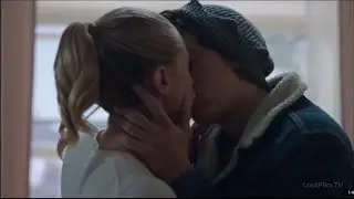 Первый поцелуй Багхед (Бетти и Джагхеда) Ривердэйл 1x6
