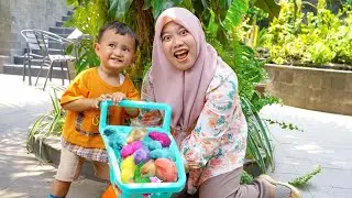 AZAM MENANGKAP AYAM WARNA WARNI BUAT ALI 😱 DAN BELAJAR MENGAJI