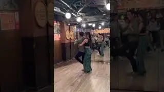 Ryu & Yuna Sensual Bachata Lesson @El Cafe Latino
