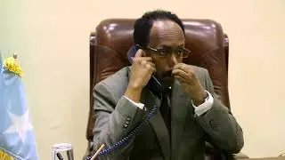 Farmaajo oo Telefan u diray Tababaraha ciyaartoydii