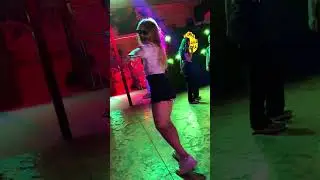 Три стриптизерши в Гаване 🔥