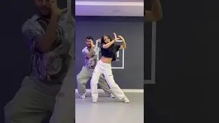 Aise na yu dekho Jaanam #deepaktulsyanchoreography Dancing with @ManviGupta.gmdance