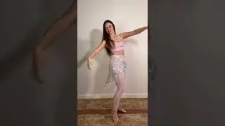 #bellydanceschool #dancelessons #bellydancer #shorts #tutorial