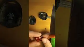Замена батарейки в ключе.