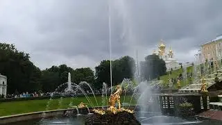Петергоф.  Фонтан.
