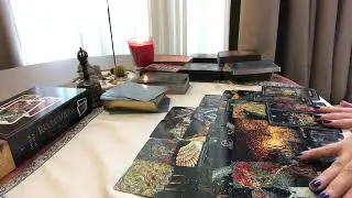 ЧТО ОН О ВАС ДУМАЕТ ПРЯМО СЕЙЧАС 🥂🎄❤️ ТАРО РАСКЛАД