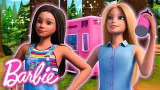 Barbie It Takes Two | ¡FABULOSA AVENTURA EN EL CAMPAMENTO! | Clip