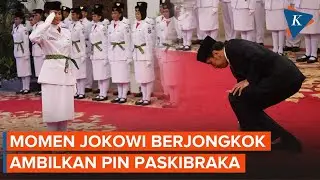 Kala Jokowi Ambilkan Pin Paskibraka yang Jatuh Saat Pengukuhan di Istana