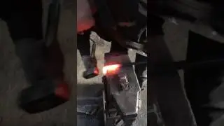 Видео урок по ковке 2 завиток в форме свитка часть 3