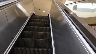 Montgomery Twinkie-M escalators near JCPenney (Hamilton Place)