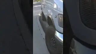 I learned it by watching you Jeep Wrangler things Curb/trail flexing 