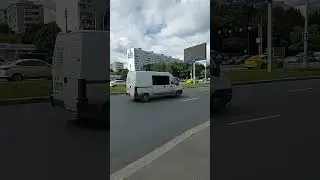 Небольшое ДТП возле станции метро Домодедовская. Москва. Август 2024
