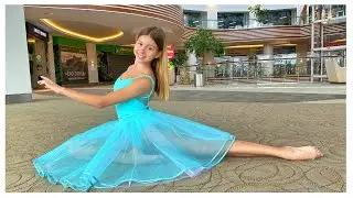 Mari in the shoping center / Mari Kruchkova