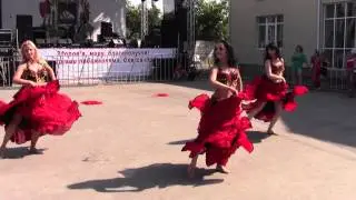 Восточно-испанский танец.