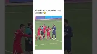 Give him the award of best director 😂