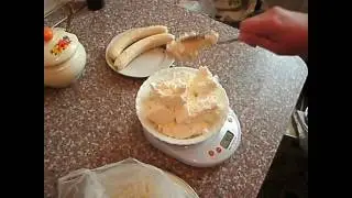 Обалдеть. Вкуснятина. Десерт  творог с бананами. Подходит даже детям .