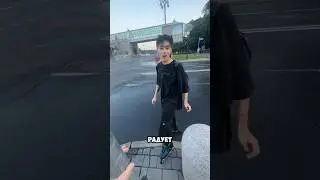 ПЕРВЫЙ РАЗ НА РОЛИКАХ😂