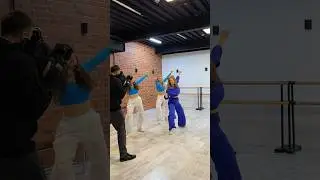 Видео с тренировки (танец под трек POLI - Комфорт)