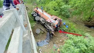 Truck Tankar Accident on Highway very Badly 4 Hydra Rescued together