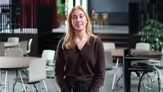 Mød vores tidligere finanselev Sarah på 30 sekunder