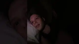 Когда мама палит тебя ночью с телефоном: