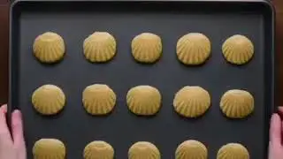 Tips mudah membentuk aneka kue