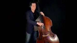 Upright Bass Jazz Improvisation - Blues Bb