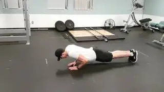 Tricep Push up - DC FIT