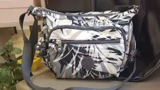 Кофточка крупным планом и аутфит к сумке от kipling.